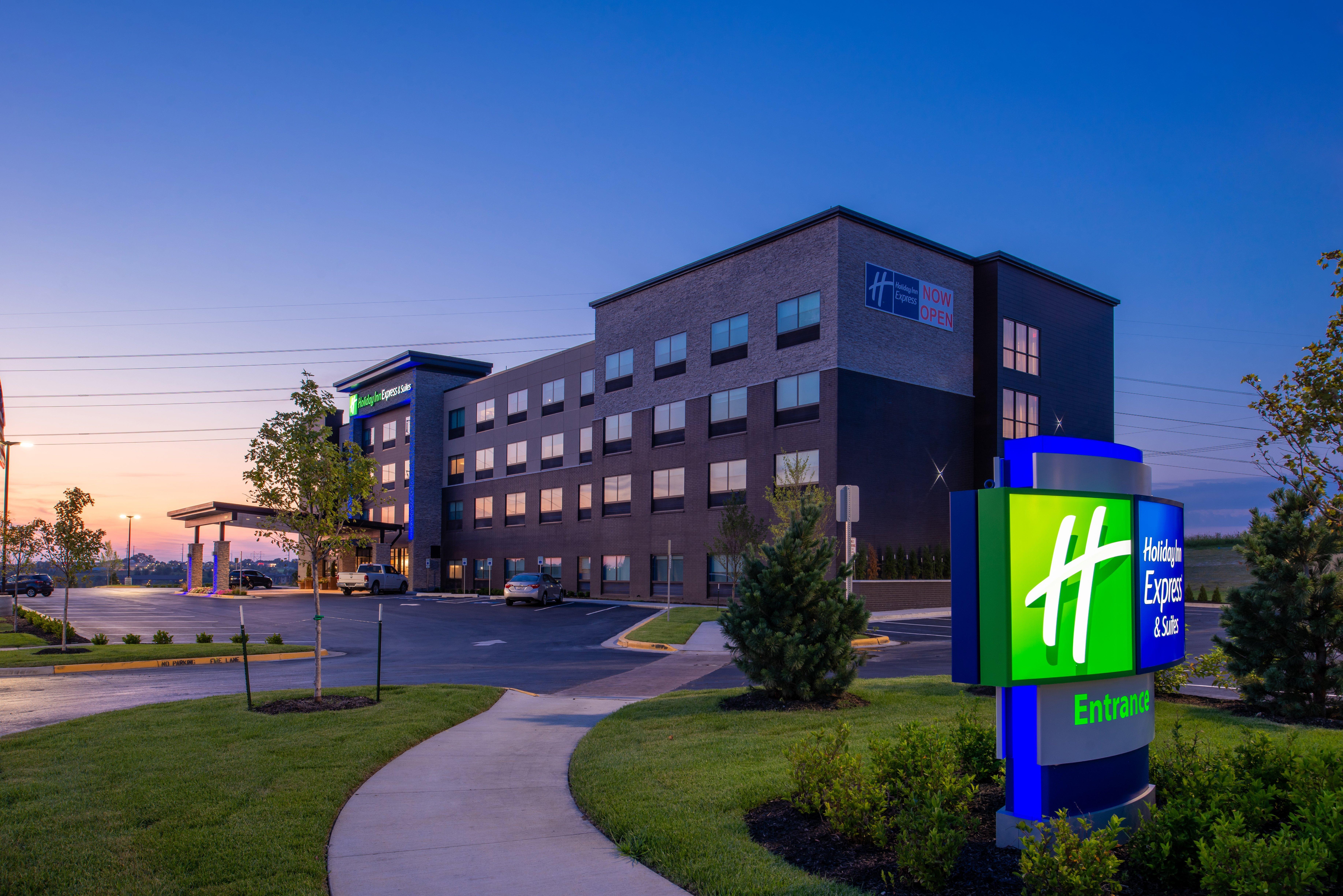 Holiday Inn Express & Suites - Olathe West By Ihg Luaran gambar